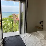 Maison Pieds Dans L Eau Avec Piscine Et Clim *