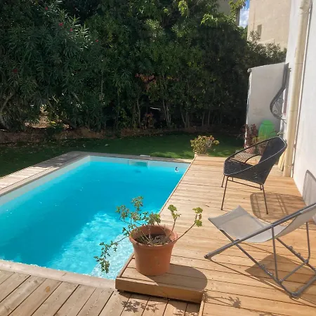 Maison Pieds Dans L Eau Avec Piscine Et Clim Holiday home Linguizzetta