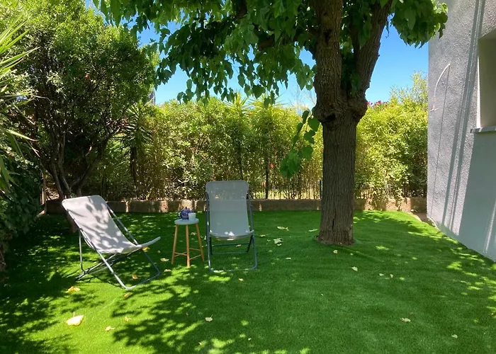 Casa vacanze Maison Pieds Dans L Eau Avec Piscine Et Clim *